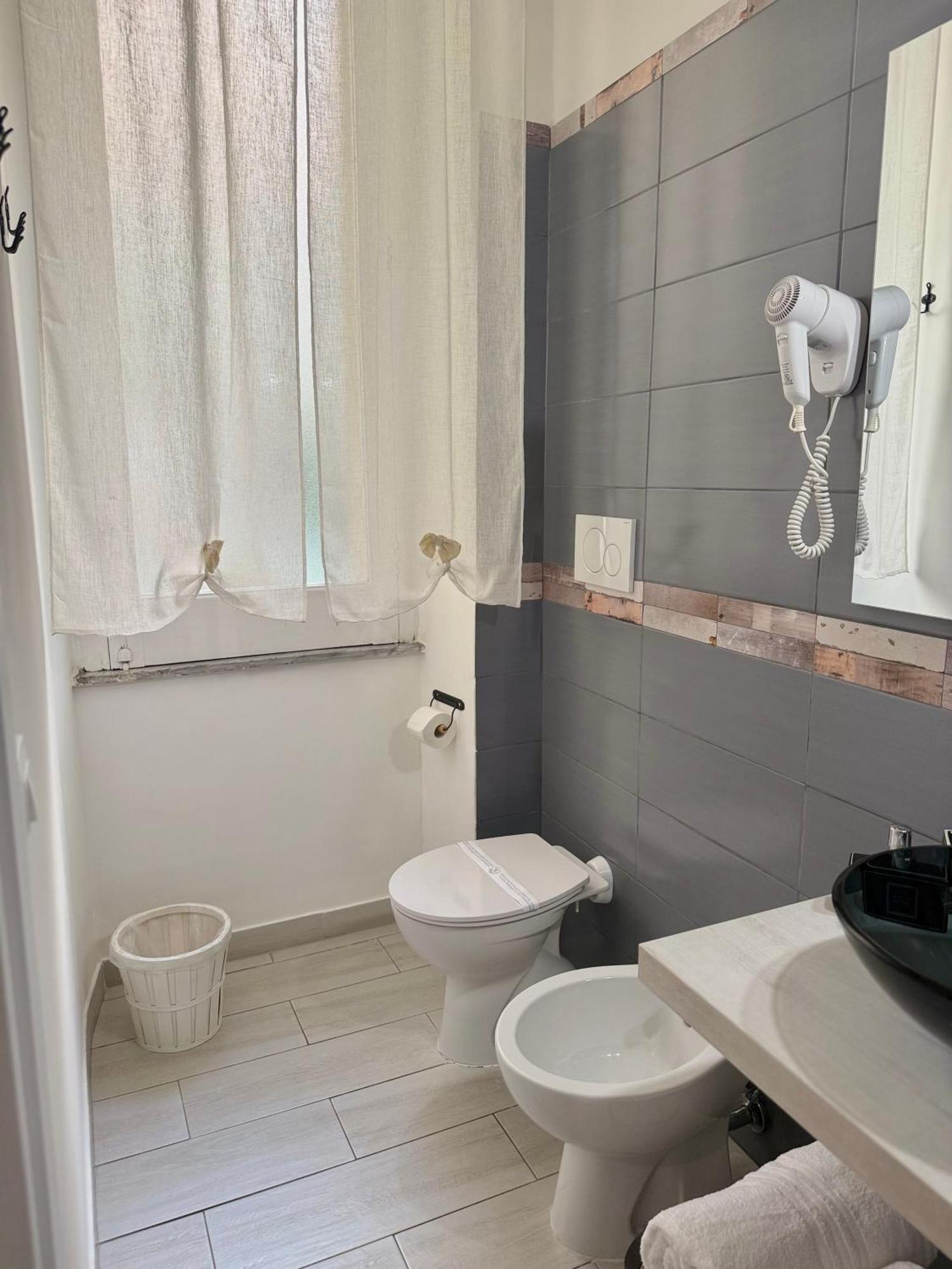 Hotel Le Stanze Del Centro Termoli Zewnętrze zdjęcie