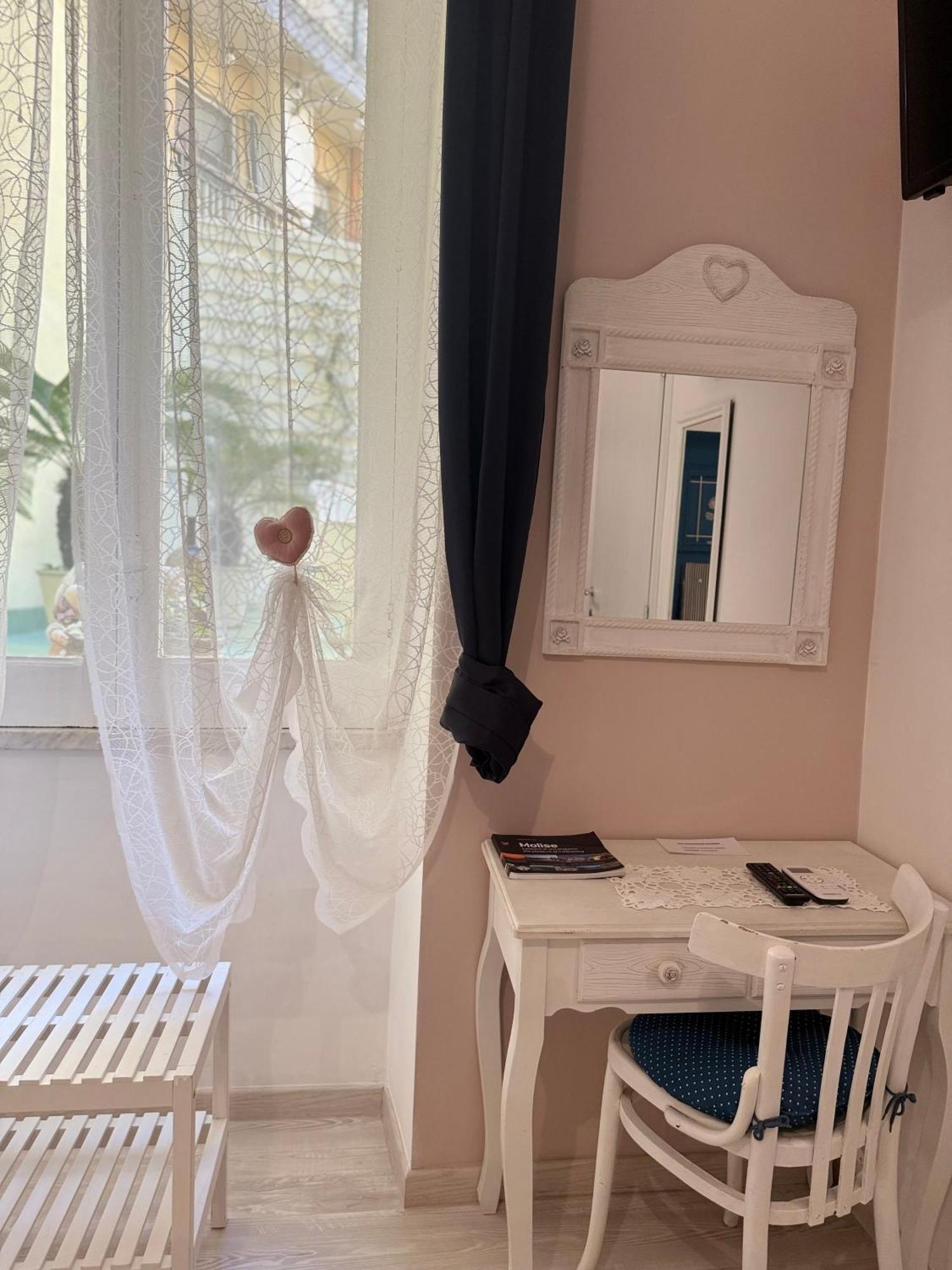 Hotel Le Stanze Del Centro Termoli Zewnętrze zdjęcie