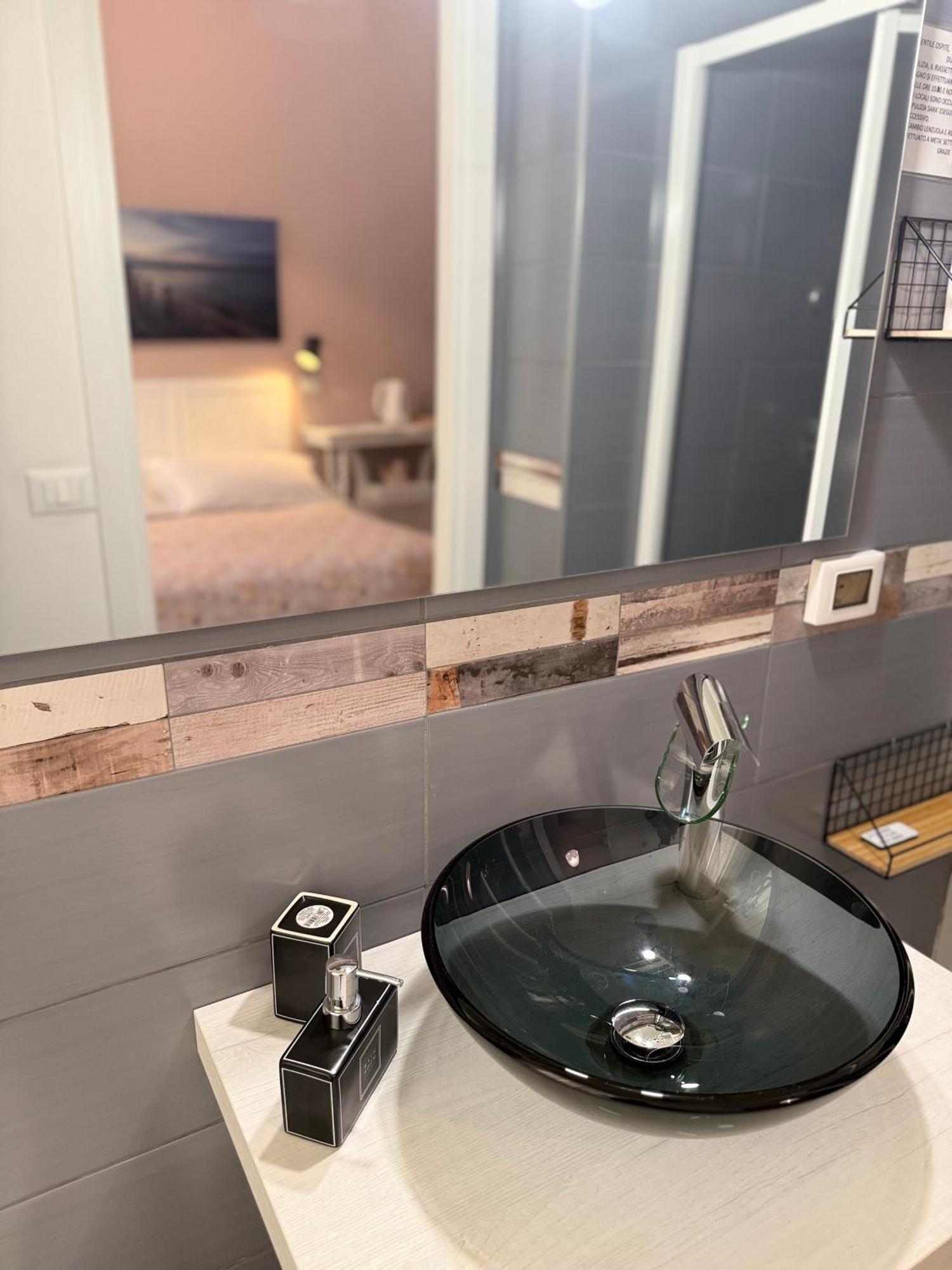 Hotel Le Stanze Del Centro Termoli Zewnętrze zdjęcie