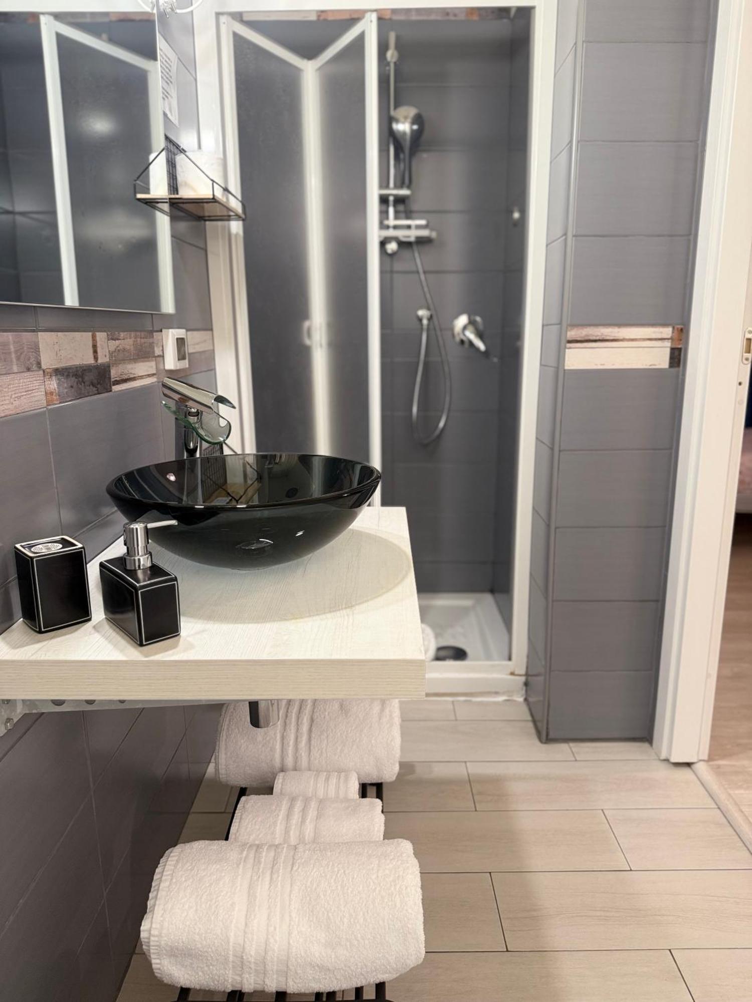 Hotel Le Stanze Del Centro Termoli Zewnętrze zdjęcie